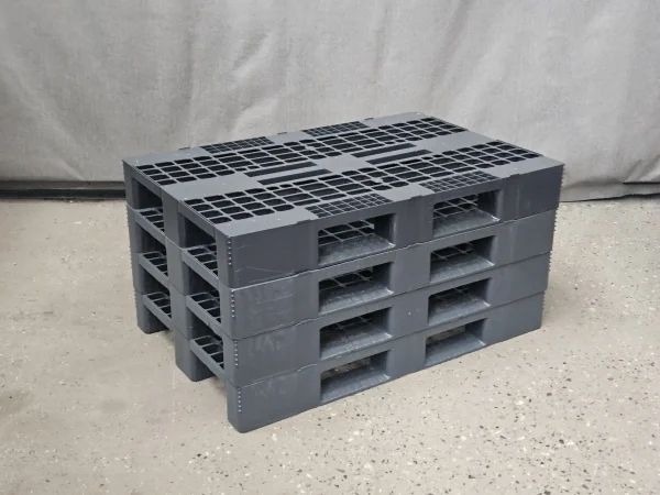 Plastpaller 800 x 1200 mm